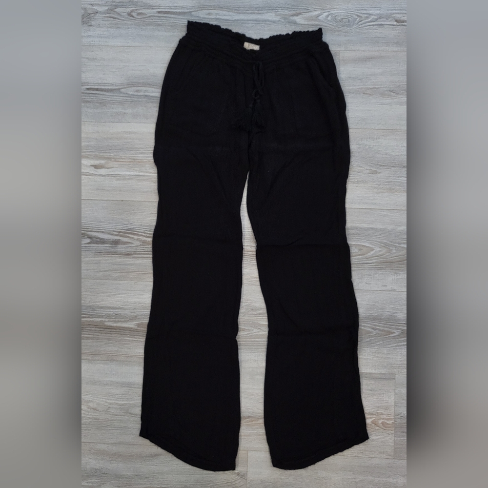 Roxy Black Straight Leg Pants
